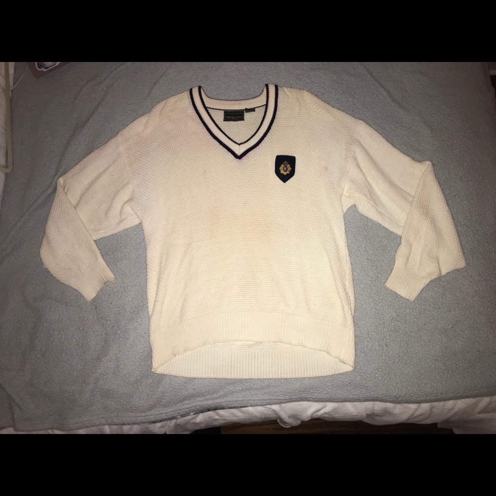 Vintage White Hunting Horn V-Neck Sweater